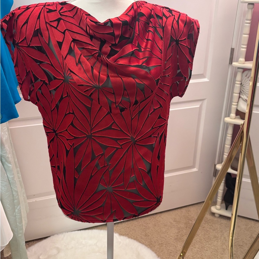 Red Floral Cutout Short Sleeve Blouse - Draped Neck